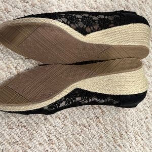 Size 11  lace espadrille wedges Fitzwell